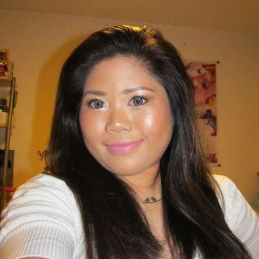 Joyce Valenzuela Photo 11