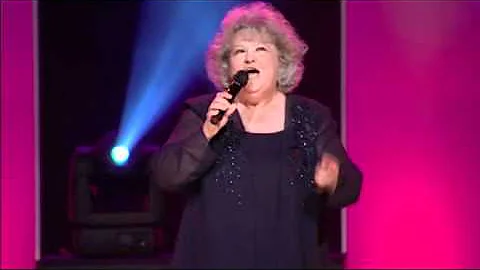 Judy Quinn Photo 33