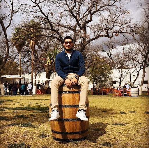 Mauricio Lazcano Photo 10
