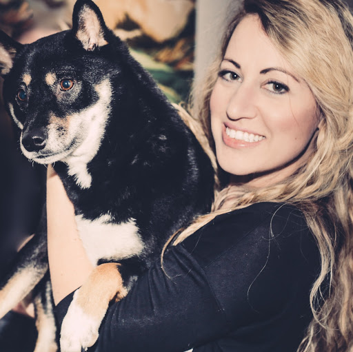 Emily Buller Photo 7
