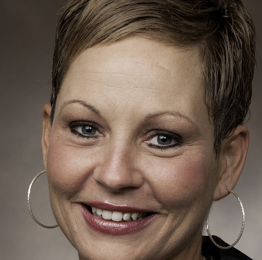 Shannon Ross Photo 11