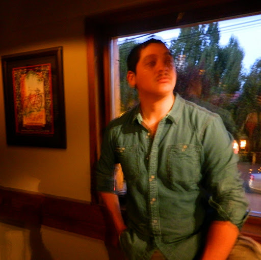 Jonathan Lara Photo 11
