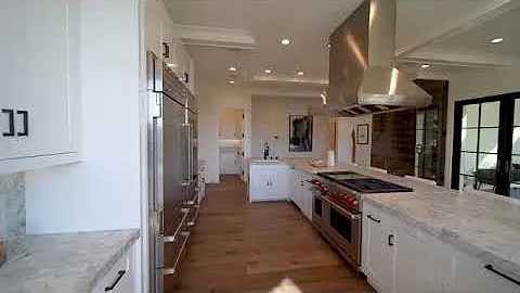 Beverly Oak Photo 3