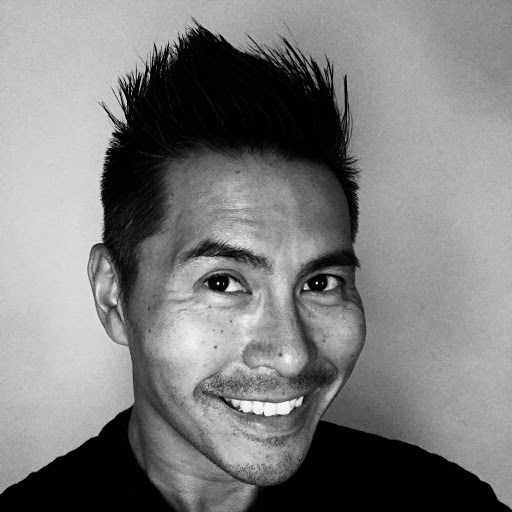Derrick Reyes Photo 16