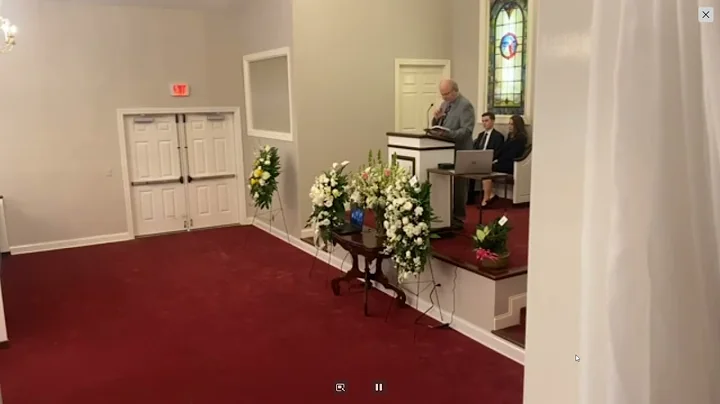 Karen Benton Photo 31
