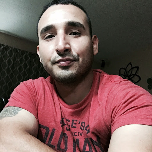 Oscar Huerta Photo 11