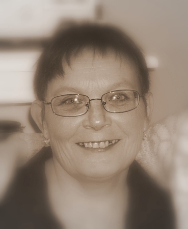 Sandra Young Photo 27