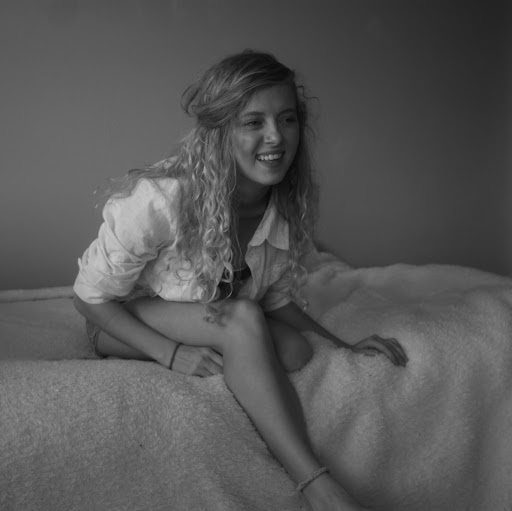 Tara Holder Photo 9