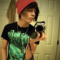 Dustin Moore Photo 2