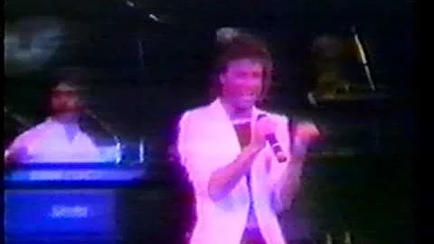 Hugh Barry Photo 18