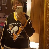 Jennifer Brenneman Photo 8