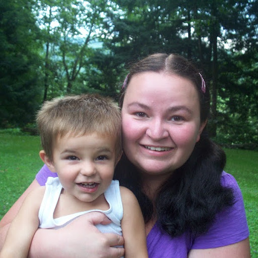 Louise Gaudette Photo 8