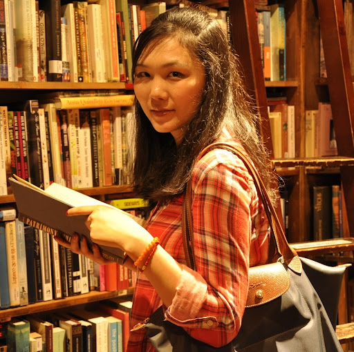 Weiwei Wang Photo 15