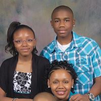 Renee Elmore Photo 6