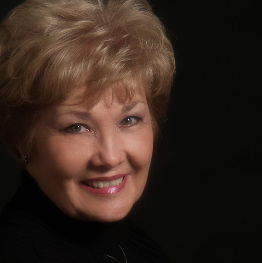 Linda Odom Photo 13