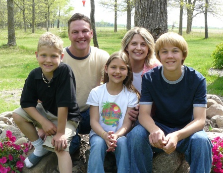 Jennifer Olson Photo 21
