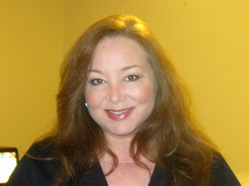 Toni Cox Photo 14