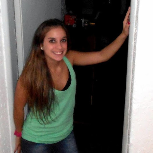 Michelle Rincon Photo 14