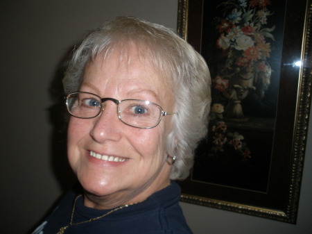 Renee Simon Photo 11