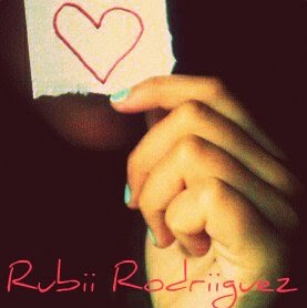 Rubi Rodriguez Photo 16
