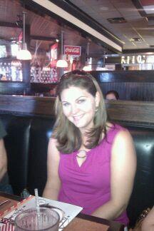 Melissa Santiago Photo 16