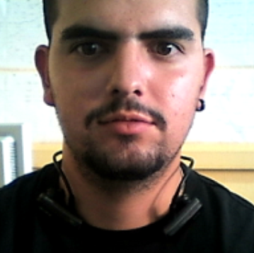 Julio Valdivia Photo 10