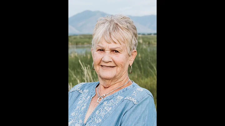 Carolyn Stone Photo 29