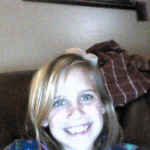 Tara Poole Photo 14