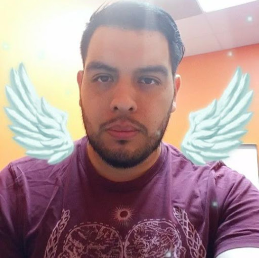 Victor Salazar Photo 12