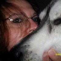 Kristine Reynolds Photo 7