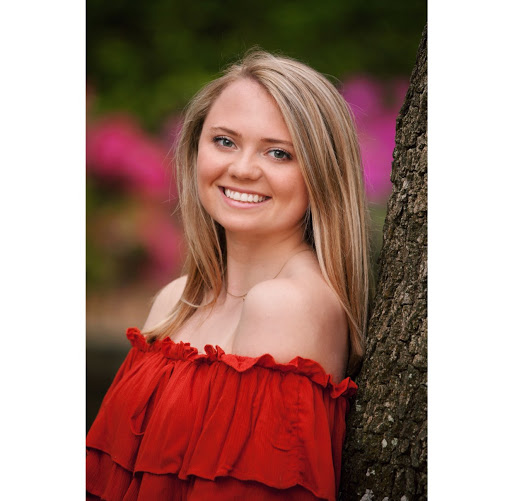 Kelly Logan Photo 15