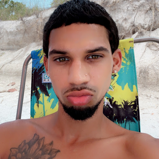 Marcos Colon Photo 13