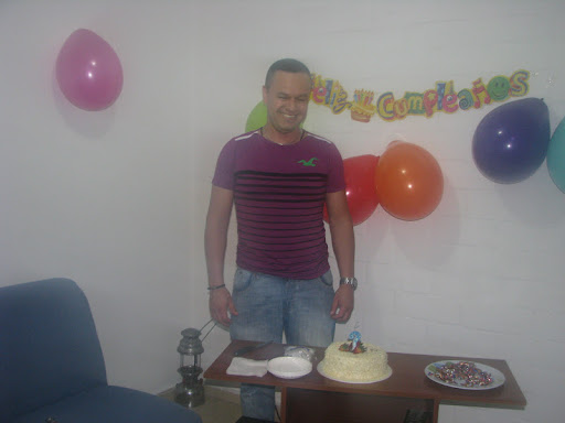 Edward Valverde Photo 3