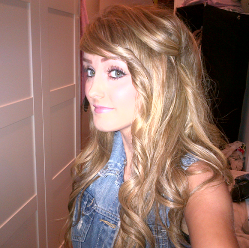 Carla Stanley Photo 10