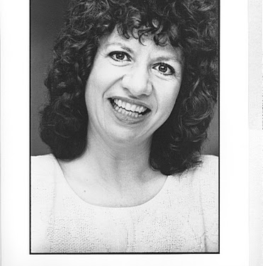 Sara Bartlett Photo 9