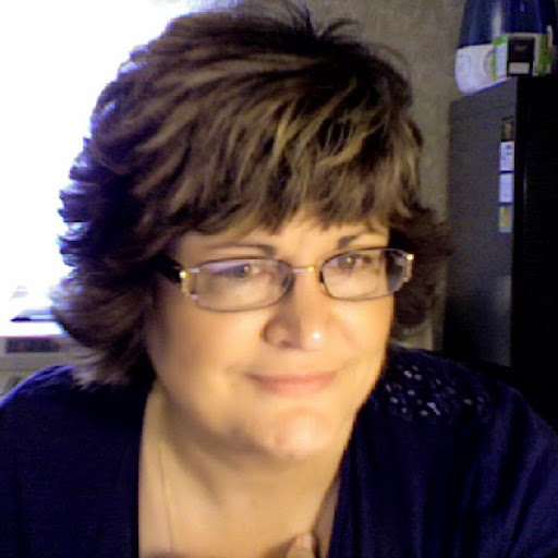 Elaine Taylor Photo 17