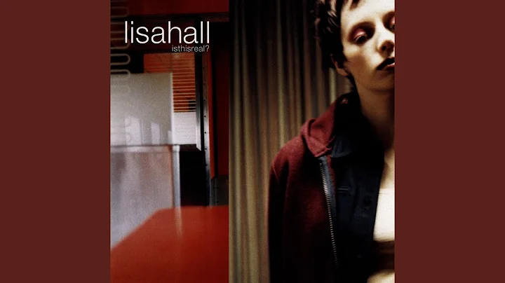Lisa Hall Photo 46