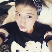 Nicole Pedroza Photo 7