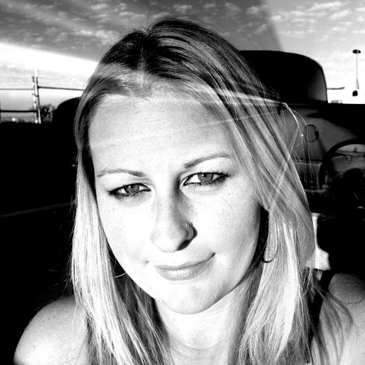Heather Whitmore Photo 15