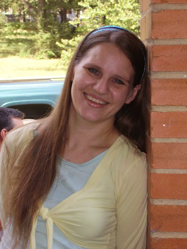 Amanda Ruth Photo 16
