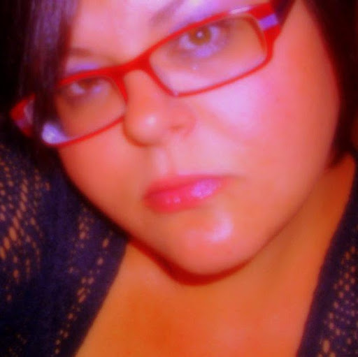 Sarah Shade Photo 14