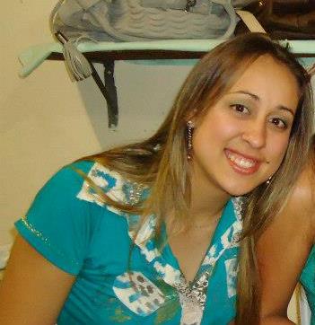 Claudia Oliveira Photo 16