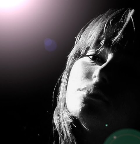 Nina Holmes Photo 10
