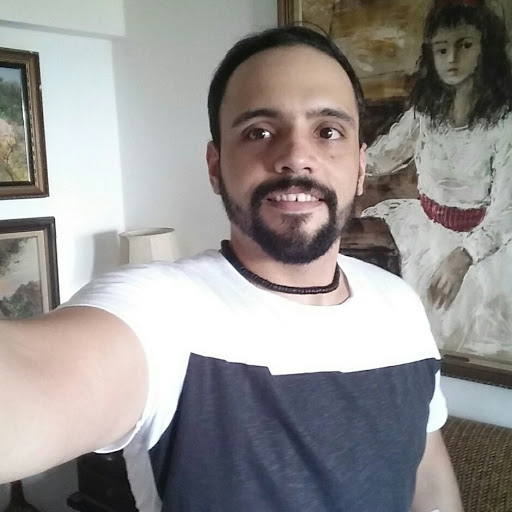 Alberto Martinez Photo 14