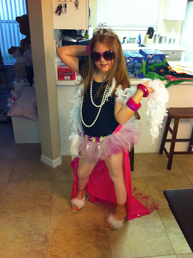 Victoria Metcalfe Photo 8