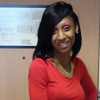 Brittney Holmes Photo 1