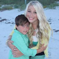Lindsey Smith Photo 12
