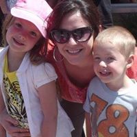 Sarah Philips Photo 8