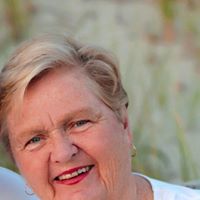 Anne Garland Photo 2