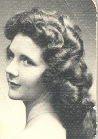 Shirley Hardy Photo 14